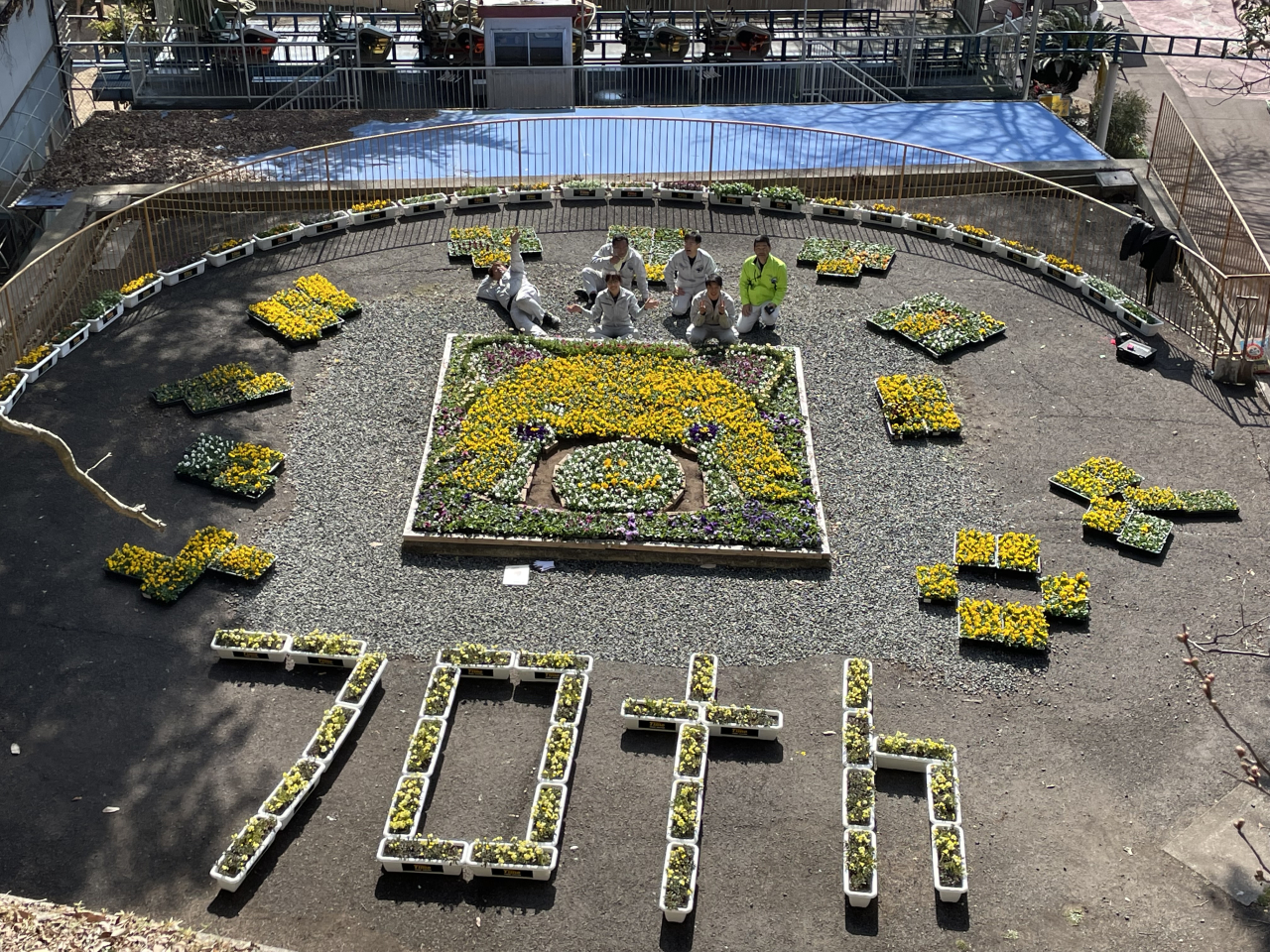 池田動物園で花フェスの準備をしました。